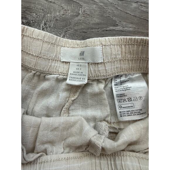 H&M Linen Shorts Womens Size2 Beige pin striped Flat Front w/pockets - Picture 3 of 5